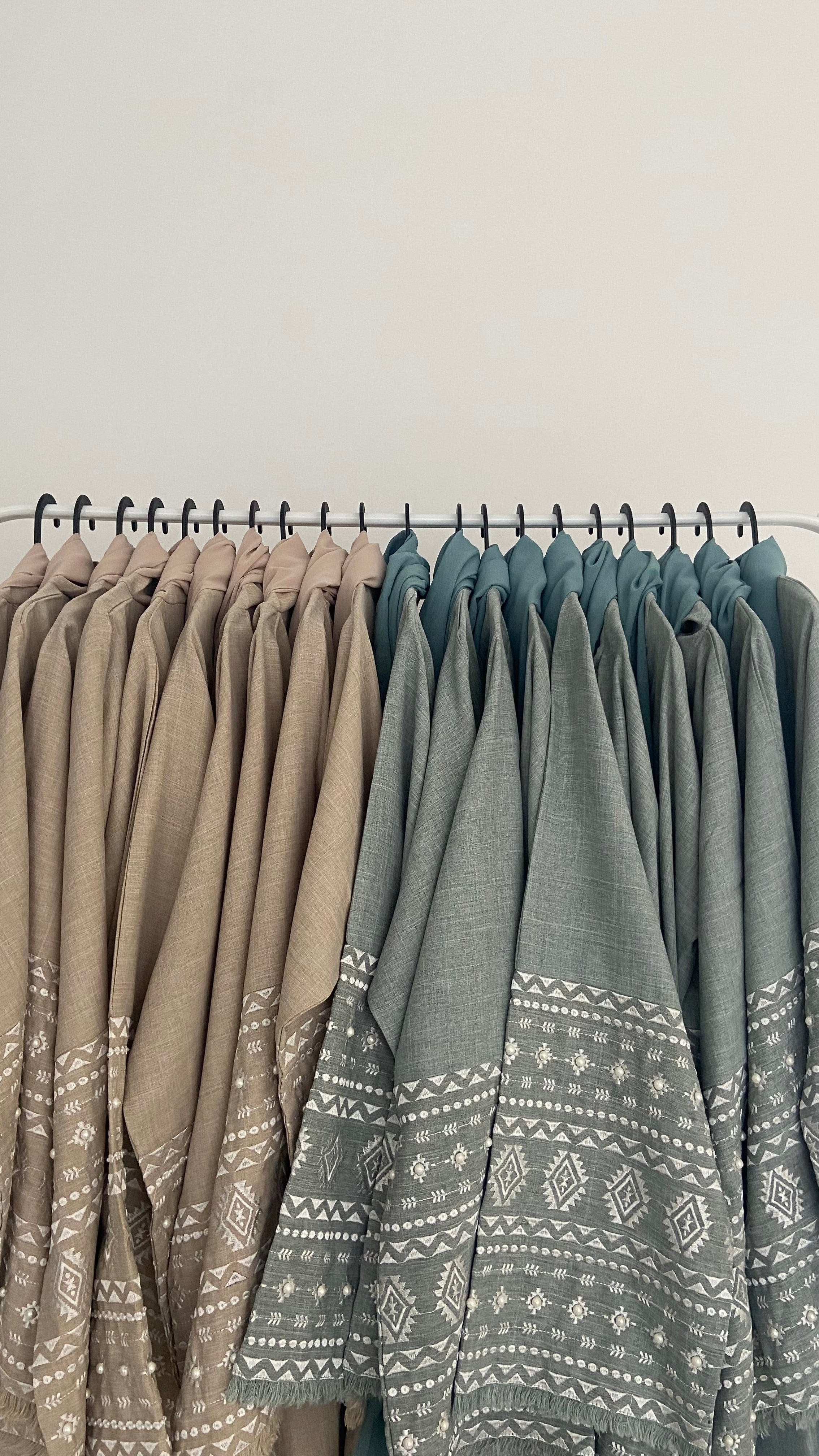 SAND CLOSED ELAYA NEW | EID | Free hijab + belt | CLOSED abaya | Embroidered arms |