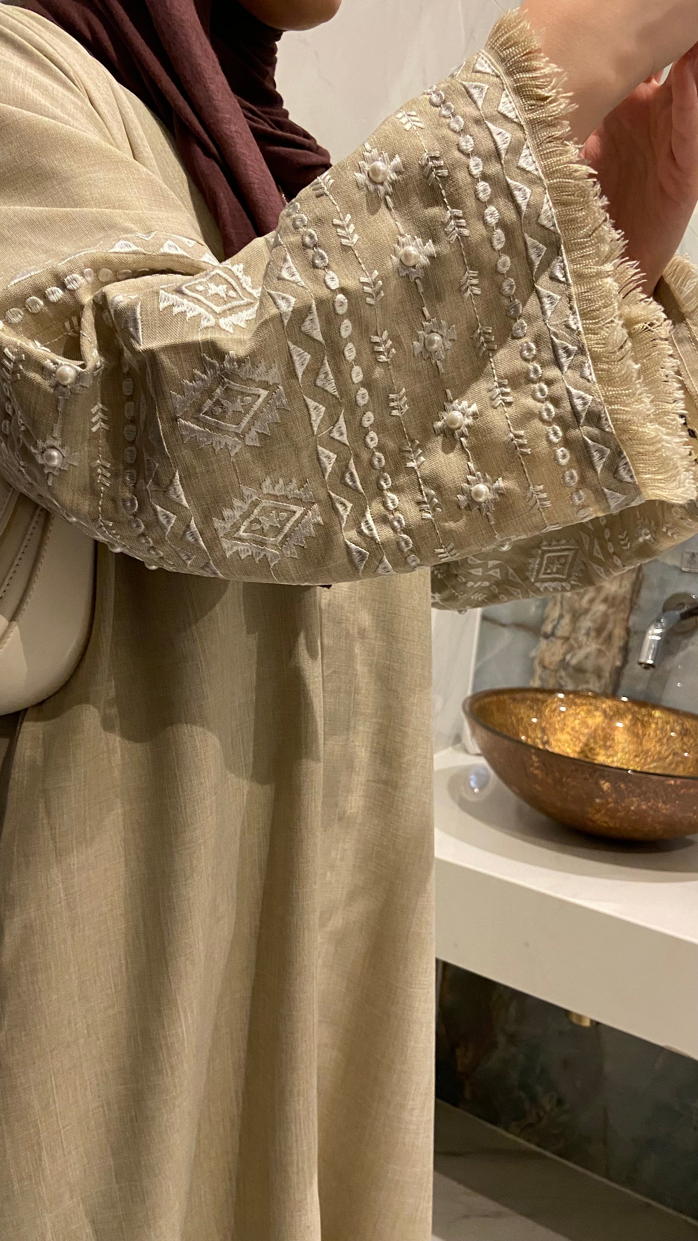 SAND CLOSED ELAYA NEW | EID | Free hijab + belt | CLOSED abaya | Embroidered arms |